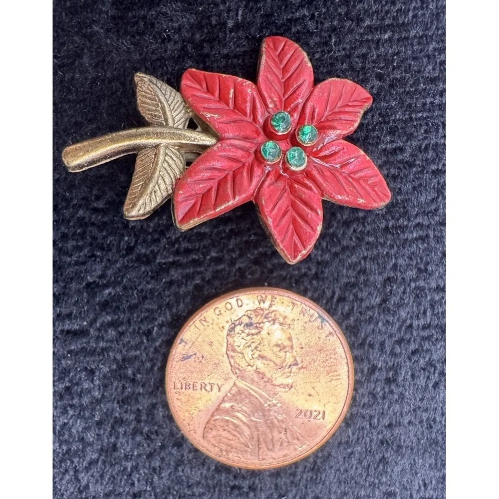 Vintage Poinsettia Brooch Red Enamel Green Rhinestone Gold Tone Christmas Pin Pe